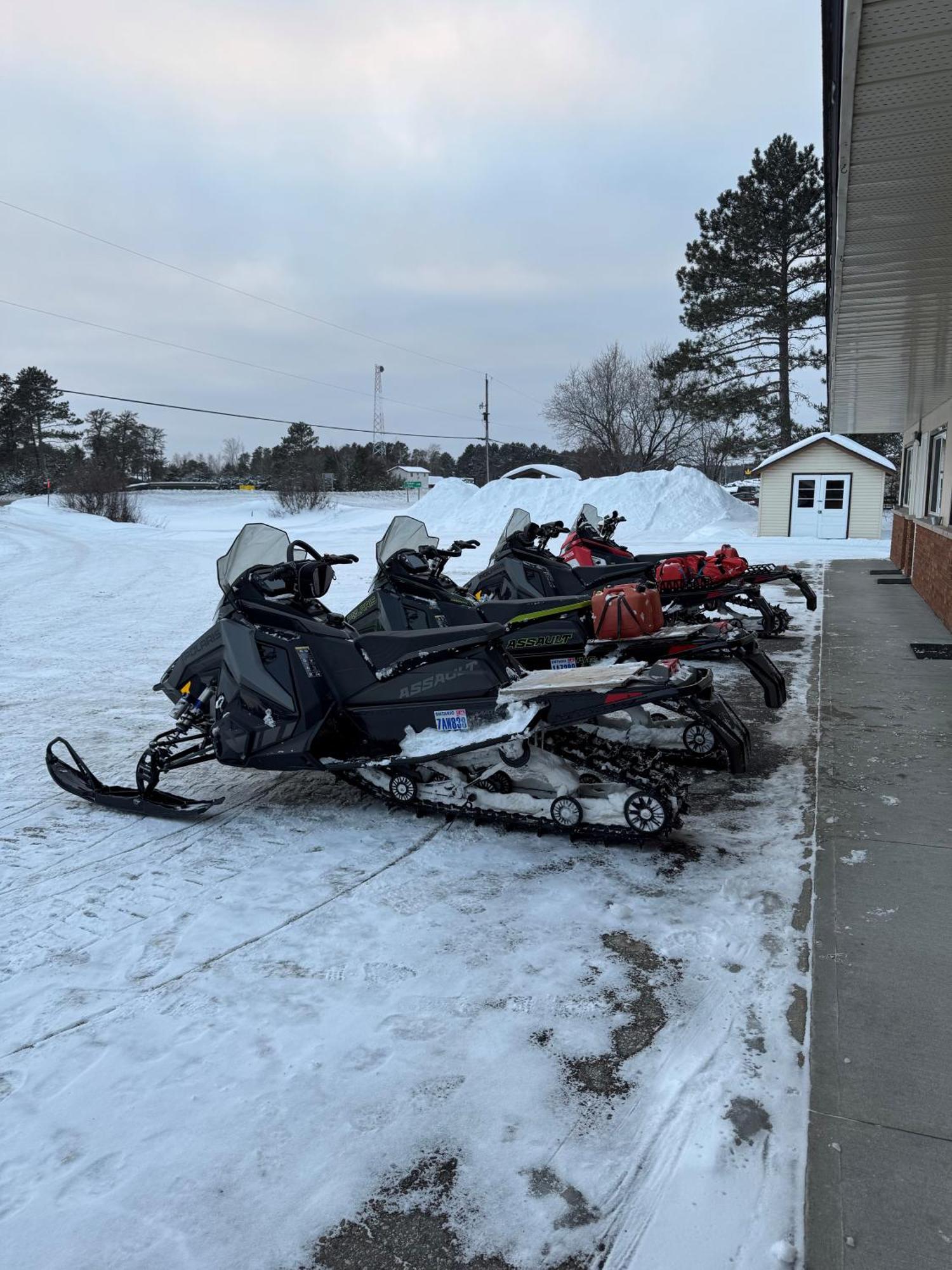 Northside Motel Vermilion Bay Екстериор снимка