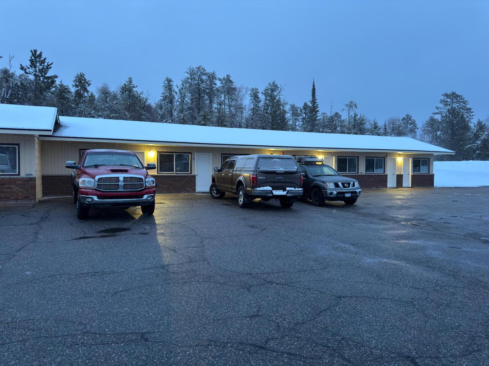 Northside Motel Vermilion Bay Екстериор снимка