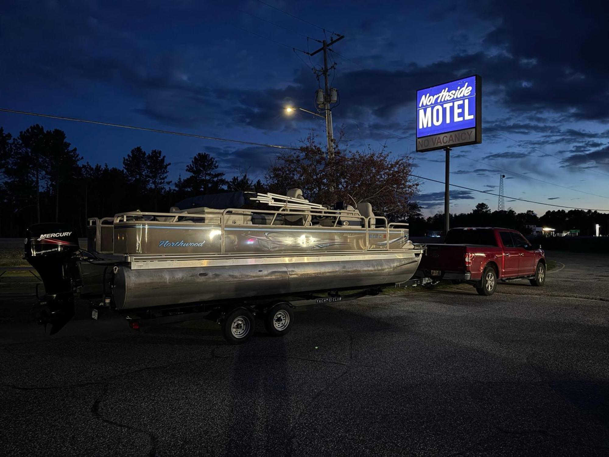 Northside Motel Vermilion Bay Екстериор снимка